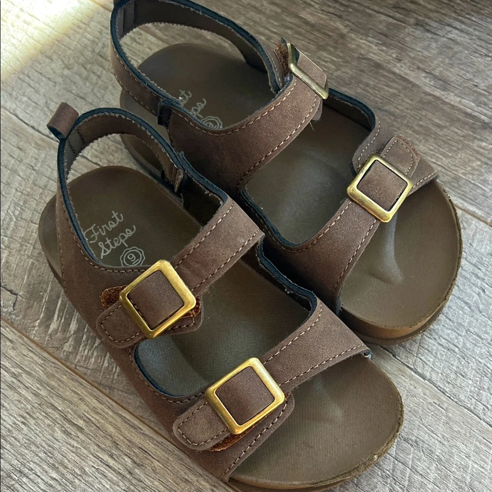 Brown Kids Sandals boys size 9 toddler